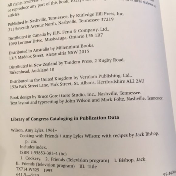 FRIENDS COOKBOOK - Cooking with F*R*I*E*N*D*S - Picture 6 of 7